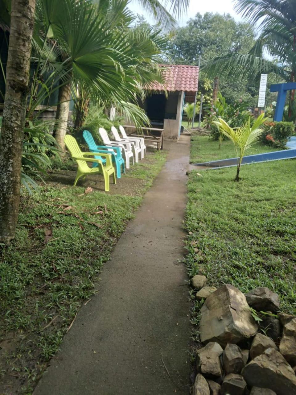 Villas Maria Luisa อูวีตา ภายนอก รูปภาพ