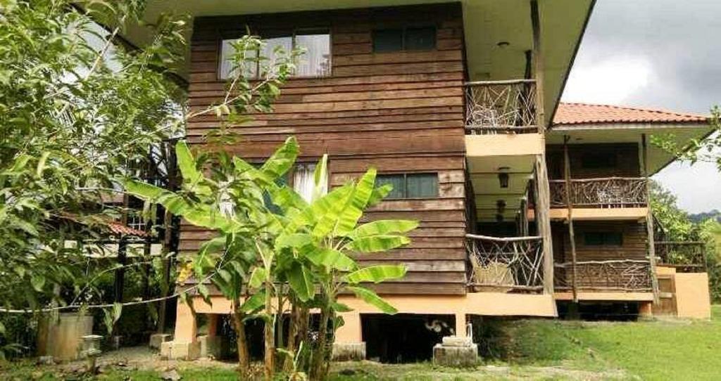 Villas Maria Luisa อูวีตา ภายนอก รูปภาพ