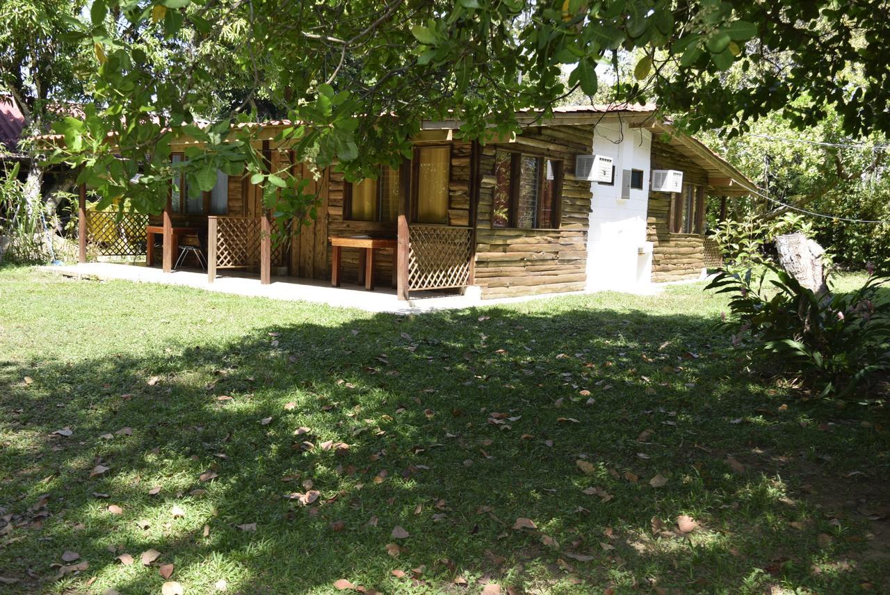 Villas Maria Luisa อูวีตา ภายนอก รูปภาพ