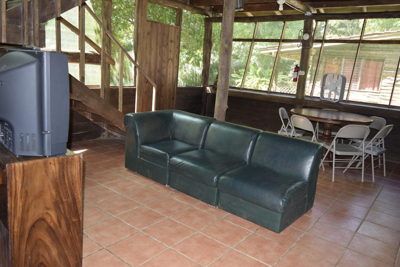 Villas Maria Luisa อูวีตา ภายนอก รูปภาพ