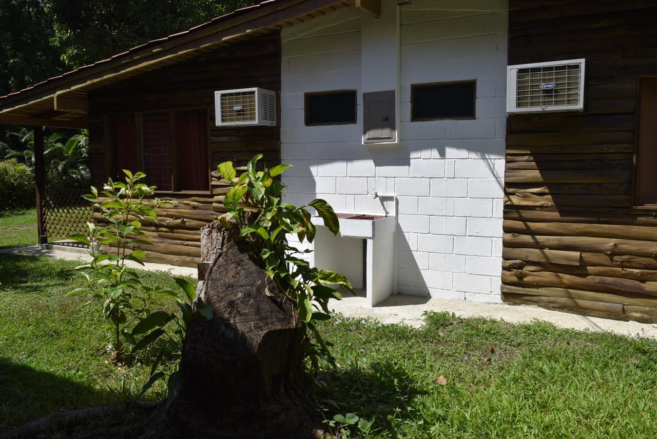 Villas Maria Luisa อูวีตา ภายนอก รูปภาพ